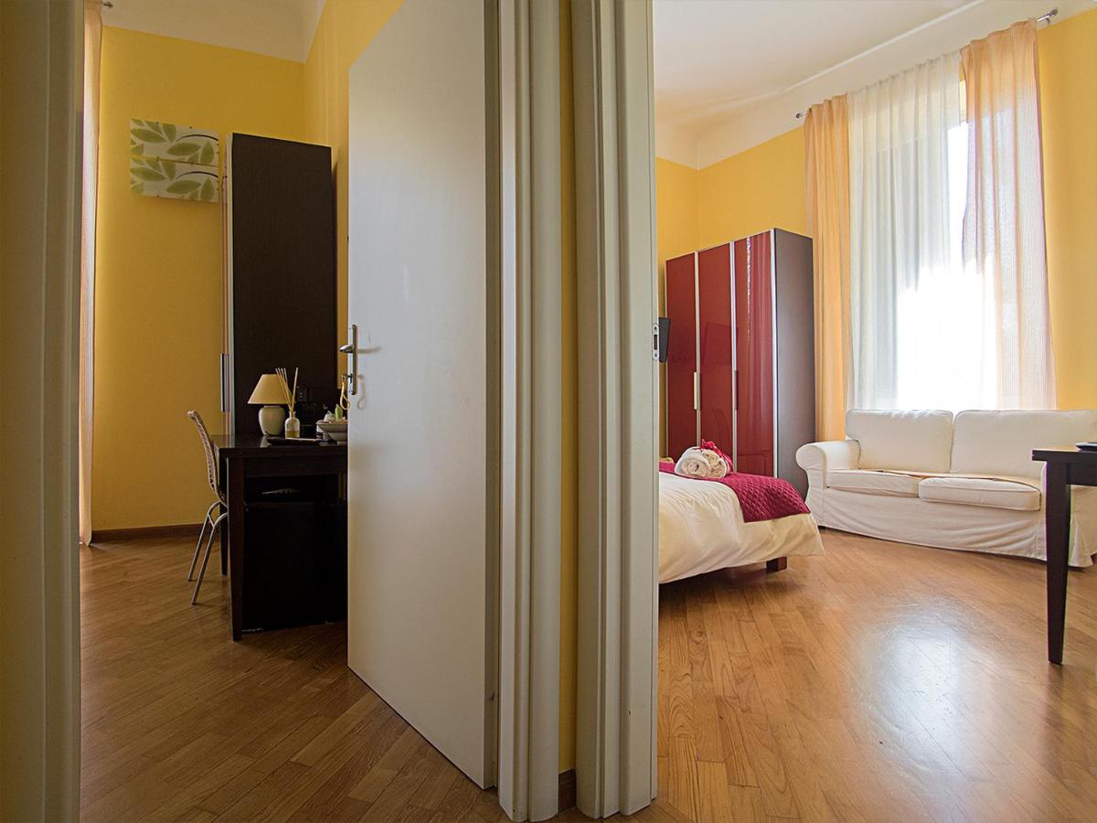 Residenza Viani Guest House La Spezia Szoba fotó