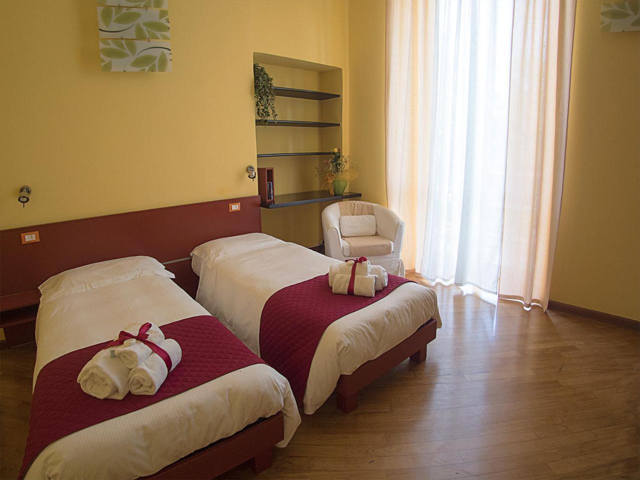 Residenza Viani Guest House La Spezia Szoba fotó